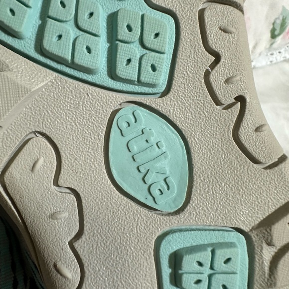 Atika Sandals - Gray and Teal Stripes hiking sandals for women size 7 - Picture 12 of 15